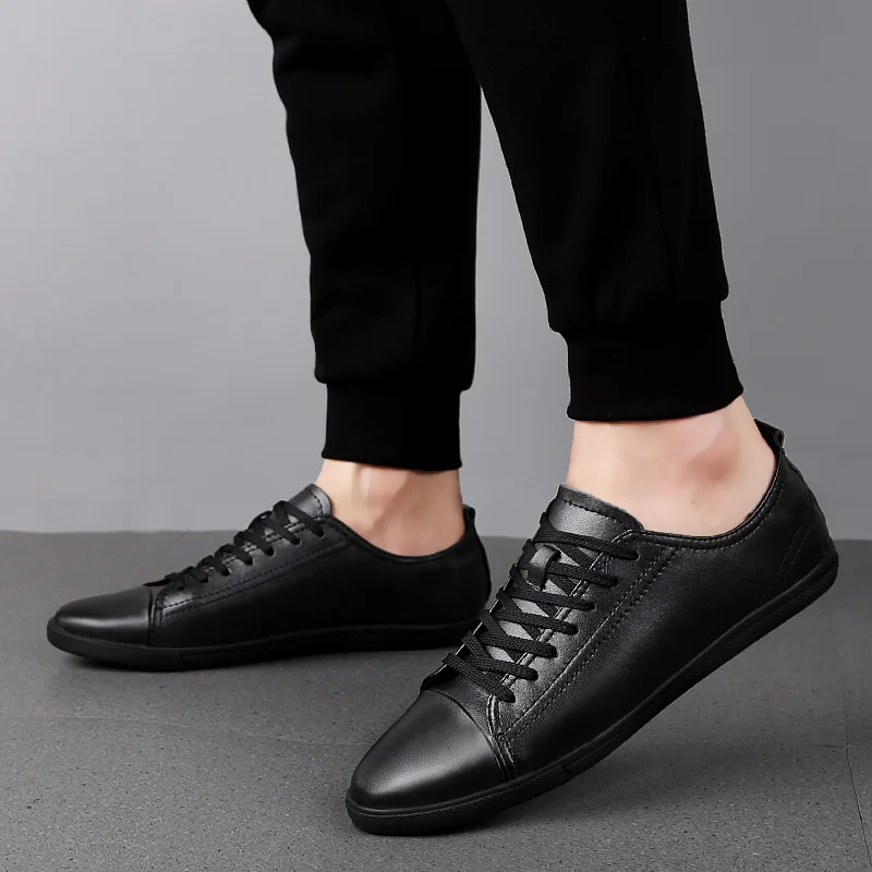 2023 Hot Sale Genuine Leather Casual Shoes Men All-match Outdoor Walking Shoes Lightweight Skate Shoes Men Flats Mens Sneakers 4