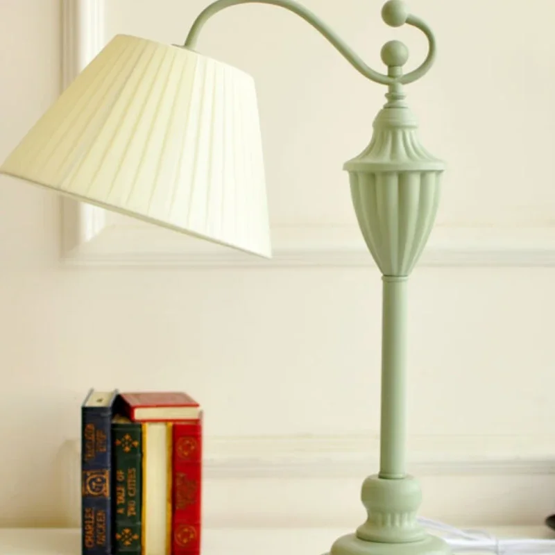 

Simple Table Lamp Wrought Iron Bedside Incandescent Lamp Study Lantern Bedroom Lamp Baking Paint French Decorative Lights