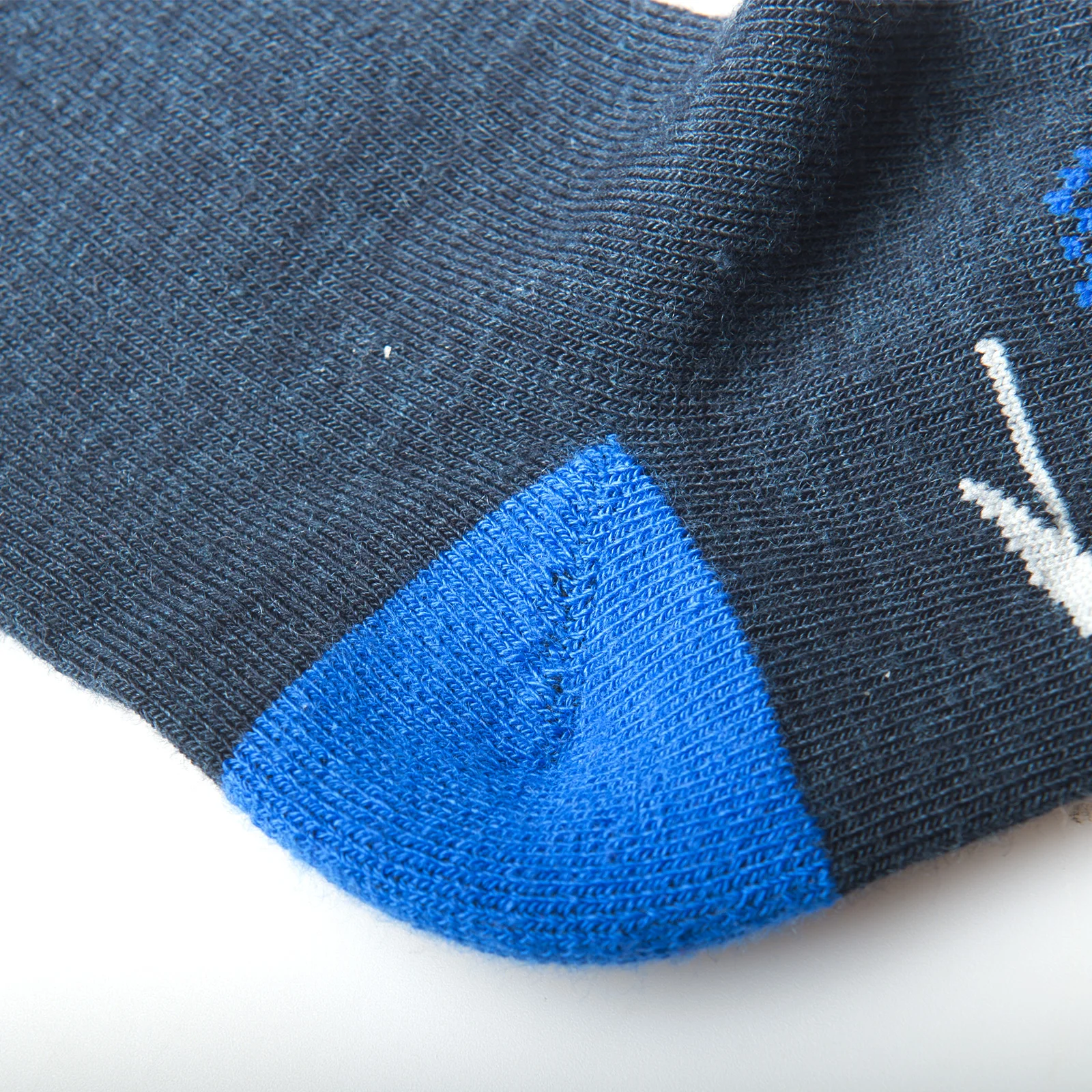 One Pair AONIJIE Sports Low Cut Wool Socks Knee-High Thickened Socks Winter Warm For Running Climbing Camping E4828 E4829
