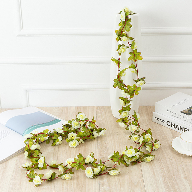 LED Rose Wreath Artificial Plant Vines Valentine's Day Christmas Wedding Decoration Interior Romantic Atmosphere Decoration