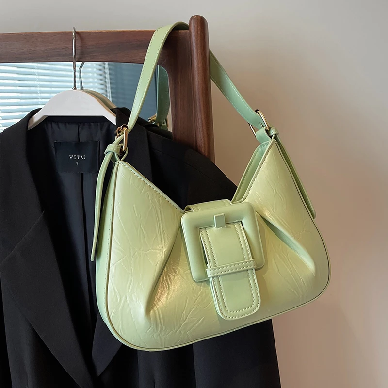 Single shoulder bag, handbag, fashionable and versatile under the armpit,  high-end commuting handbag, niche design, butterfly leather velvet,  suitable for women