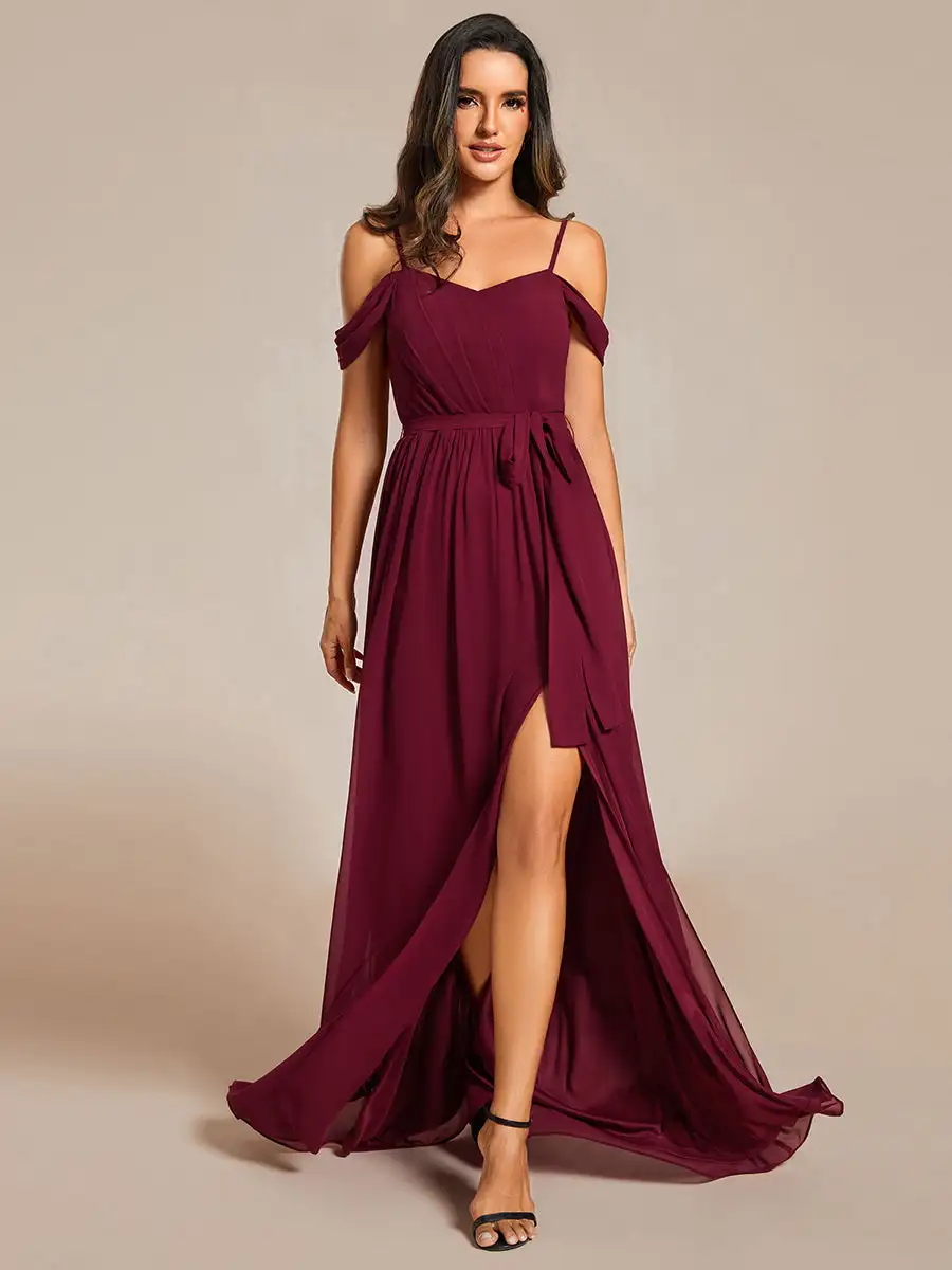 

Elegant Evening Dresses Cold Shoulder Bowknot Side Split Floor Length 2024 BAZIIINGAAA of Chiffon Burgundy Bridesmaid Dress