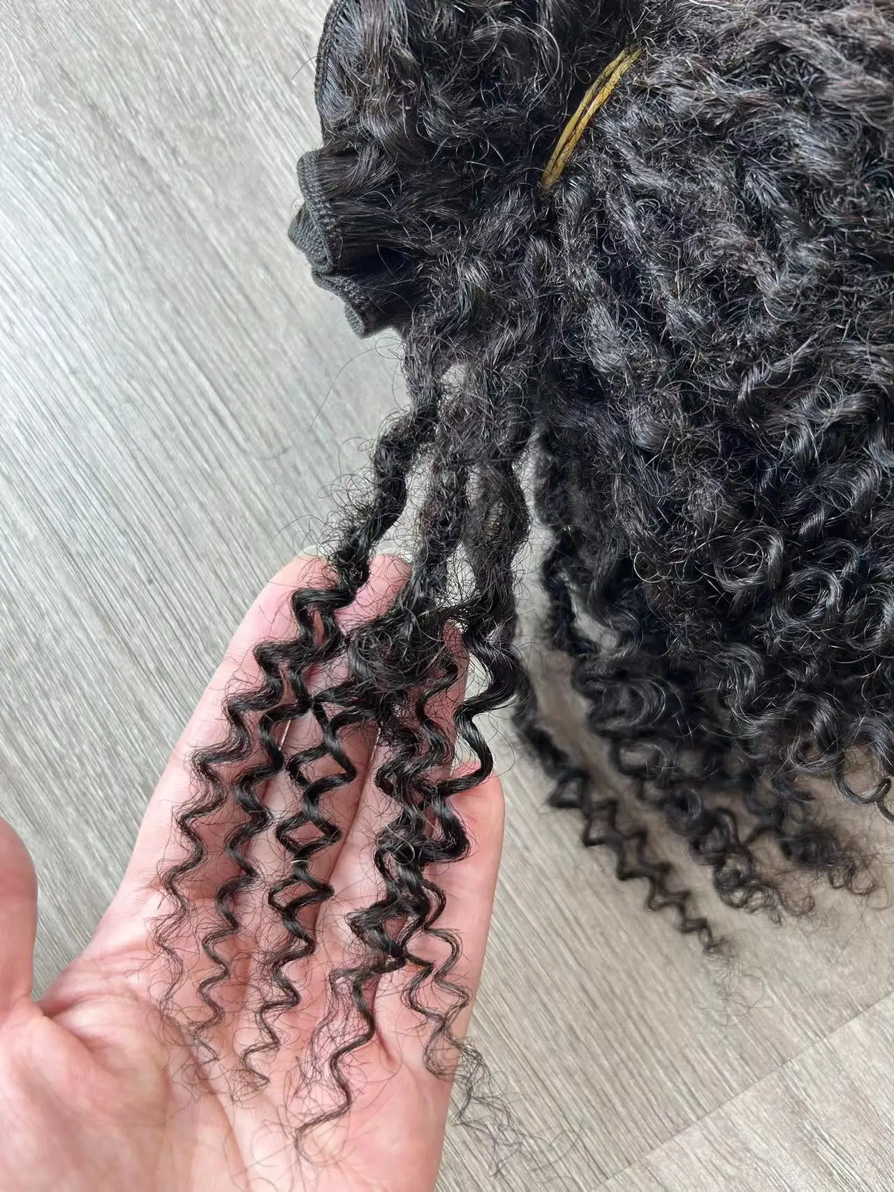 Soft Human Hair Dreadlocks Extensions Curly 0.3cm width 10inch deep goddess weft sew in bundles natural color