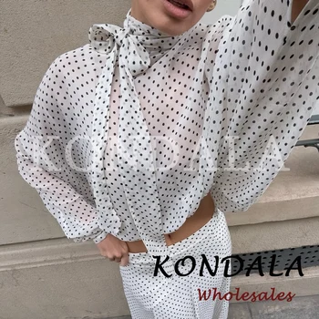 طقم قميص منقّط بفيونكة وتنورة ميدي طويلة — صورة 6