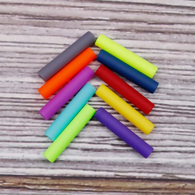 Weiou Lace Soft Accessories 25.5*5MM Cylindrical ShoeString Tips Beauty Decoration Colorful Plastic Rope Aglets 100pcs Wholesale