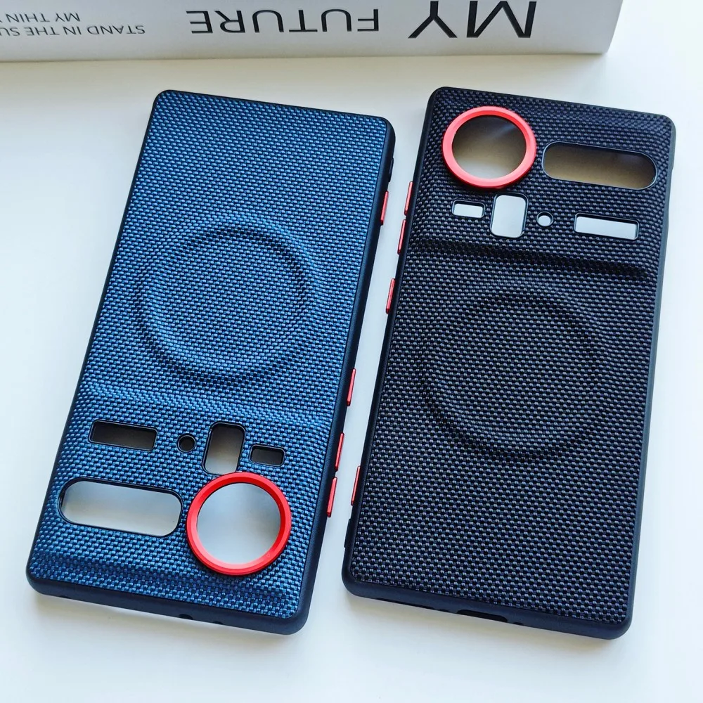 Kona Leather Minimalist Phone Case with Magnetic Closure
