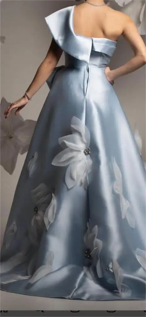 Open Back Sleeveless Floor Length Applique Evening Dresses Woman Ball Gown Dress
