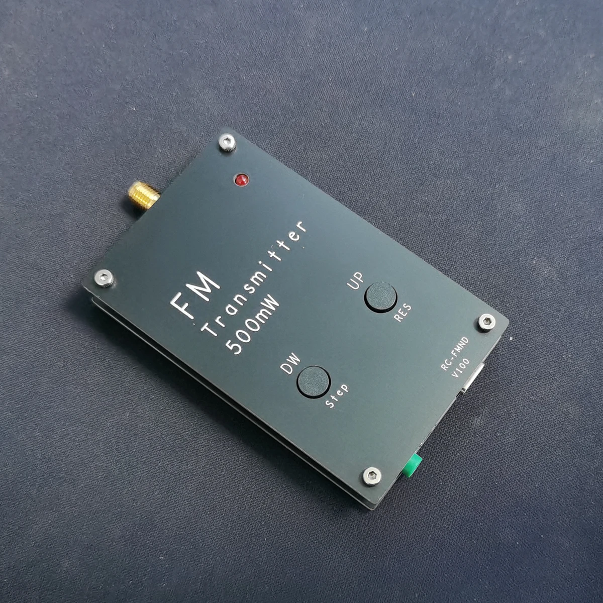 500mW FM Transmitter FM Stereo transmitter 88108MHz 1500M FOR Campus