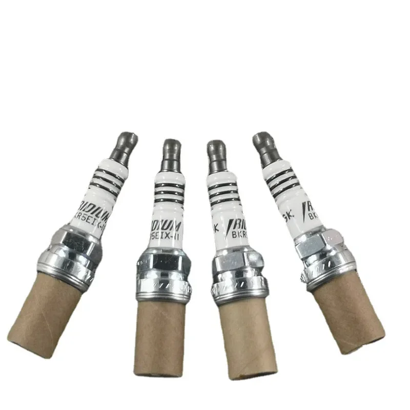 Spark Plugs 4 Pieces For TOYOTA SUZUKI BKR5EIX-11 5464 Spark Plug