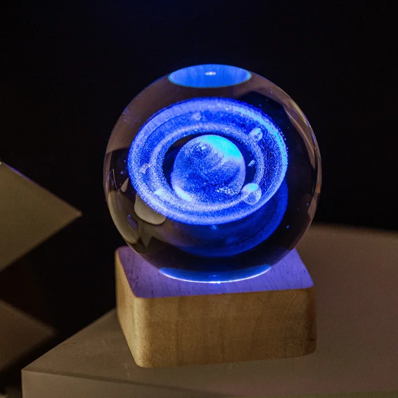 Sfera Cristallo 3D Sistema Solare Con LED – Luce Notturna Touch Colorata – Base Argento – Regalo Bambini