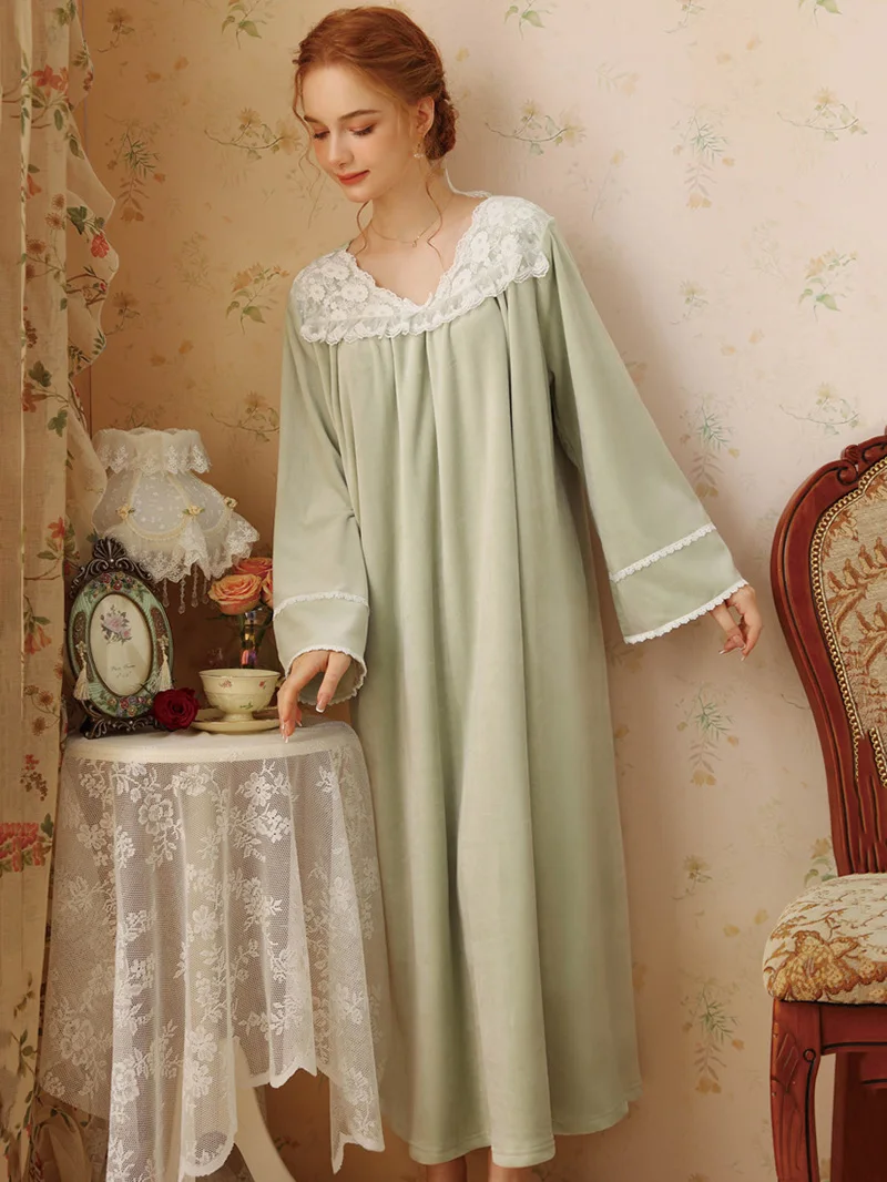 

Long Sleeve Plush Pajama Nightdress for Women Winter Flannel Coral Velvet Vintage Princess Nightgown Sleepwear Home Clothing