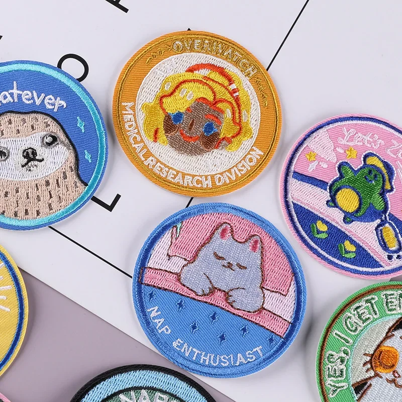 Set of 5 Trendy Round Cartoon Animal Embroidery Patches for Clothing, Shoes, Hats, and Bags
