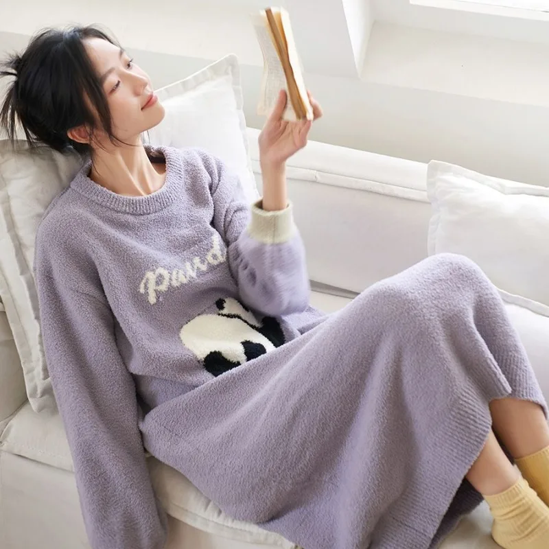

Women's Autumn Winter New Round Neck Pullover Solid Color Flannel Home Fur Casual Fashionable Comfortable Cute Warm Color Top