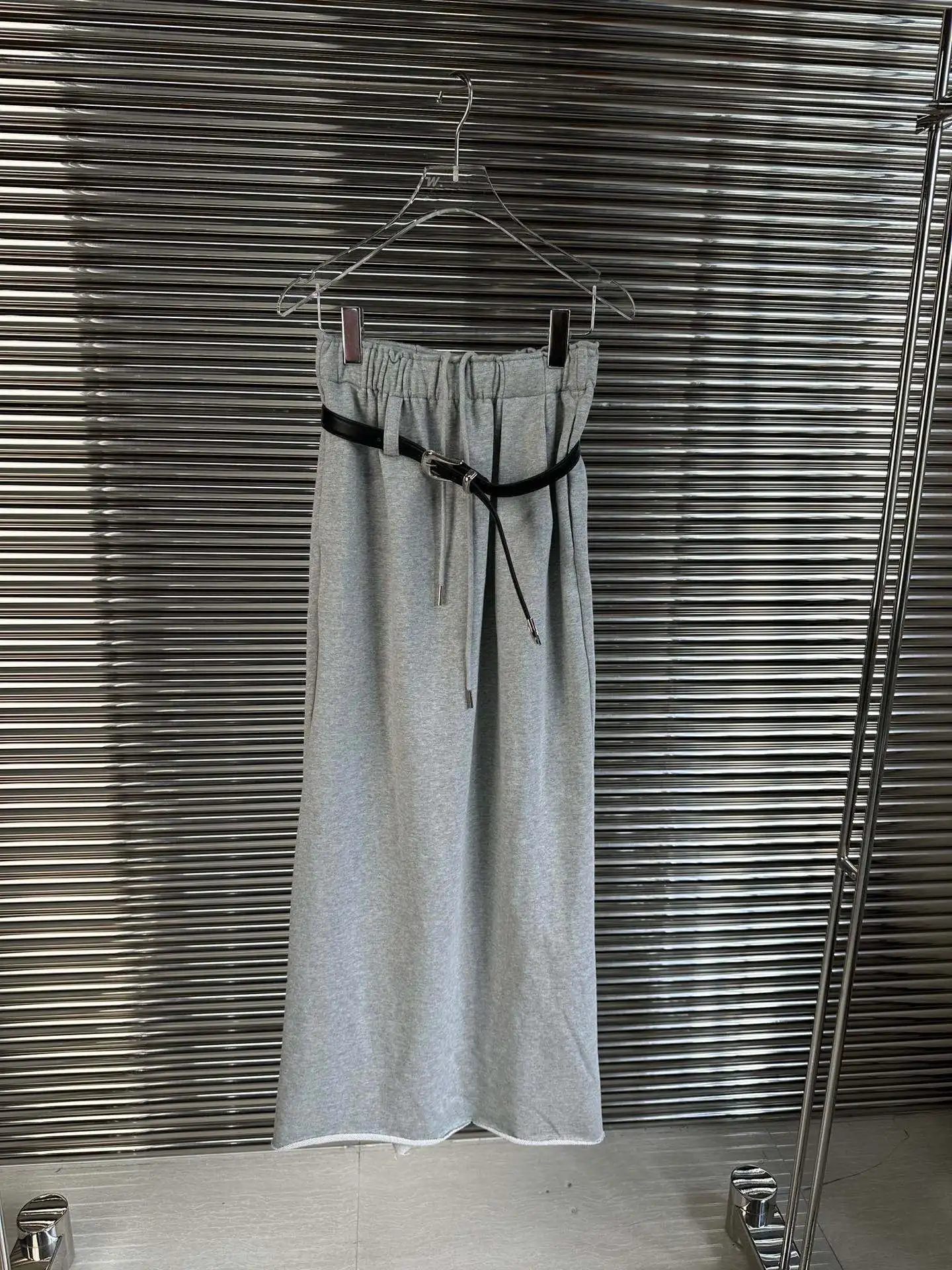 

2023 Autumn/Winter Fashion New Women's Clothing Belt Skirt 0905