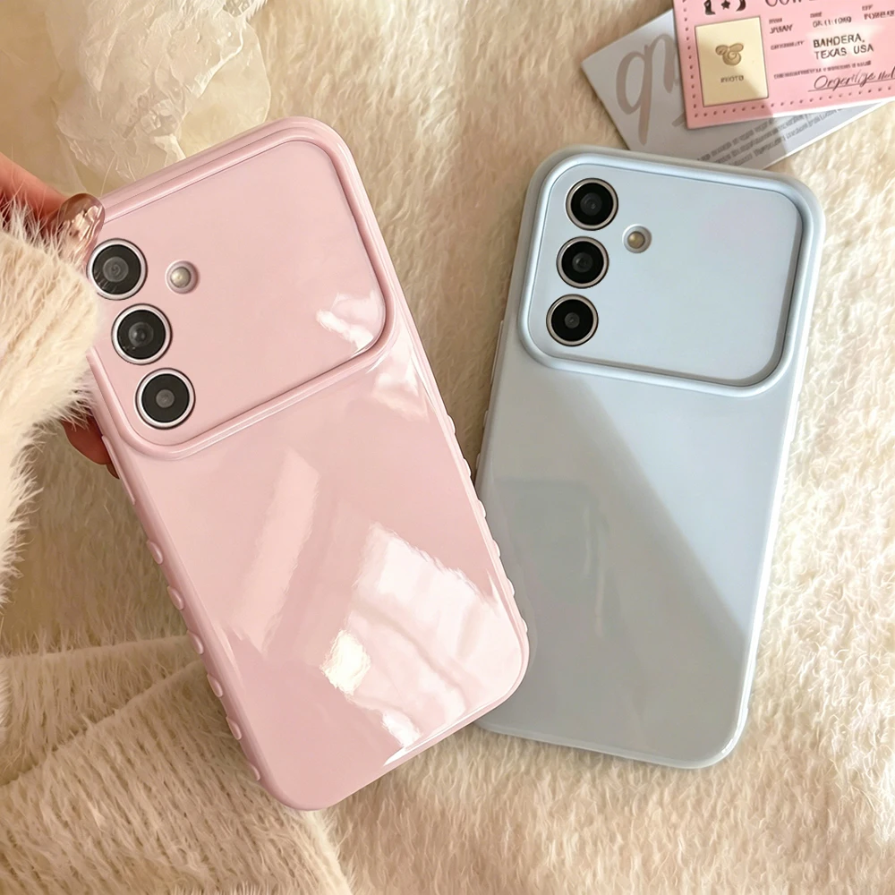 Chic Side Love Heart Protective Phone Case
