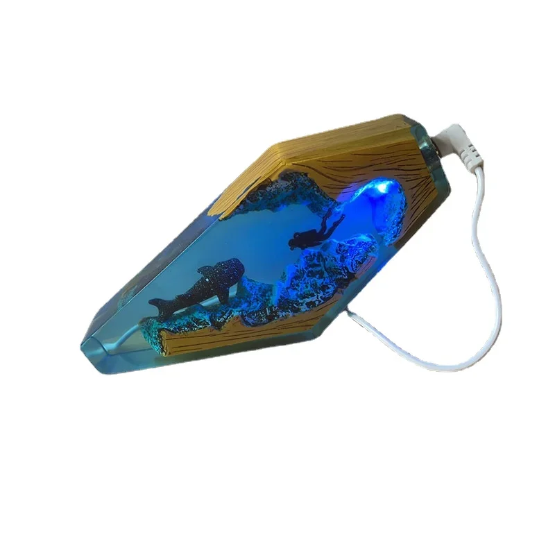 

Creative Diver Shark Night Light Blue Lamp Humpback Whale Desk Lamp Home Resin Ornaments USB Desktop Lamp Ornaments