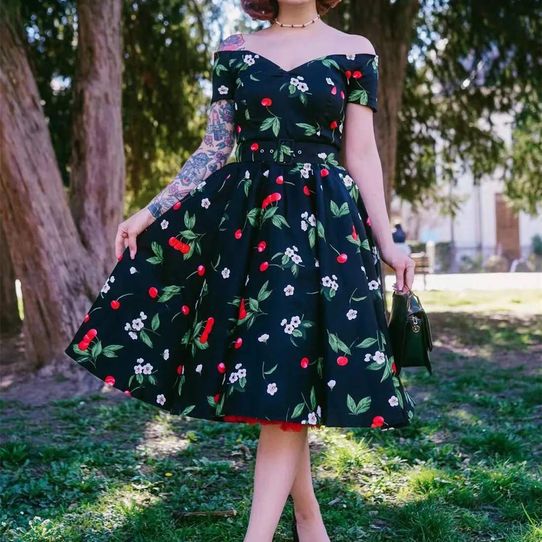 Abito Vintage Anni '50 Con Pois E Scollo A Cuore | Stile Rockabilly Svasato A Maniche Corte | Per Cocktail, Feste E Balli Scolastici