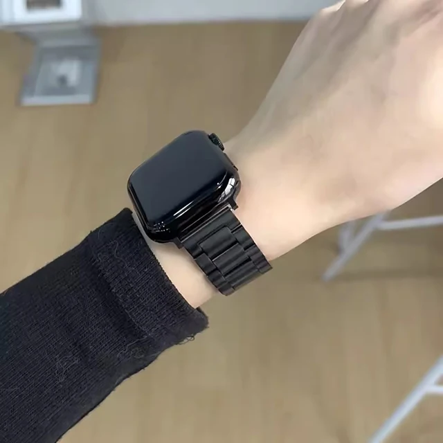 애플 워치를 고급스럽고 편안하게 탈바꿈시키는 스테인리스 스틸 밴드