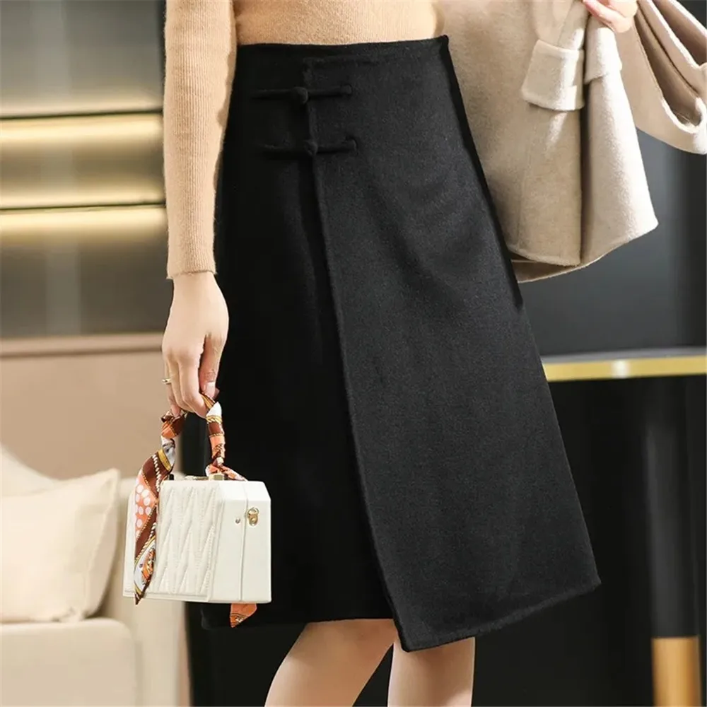 YKANGS Maxi Skirt Side View