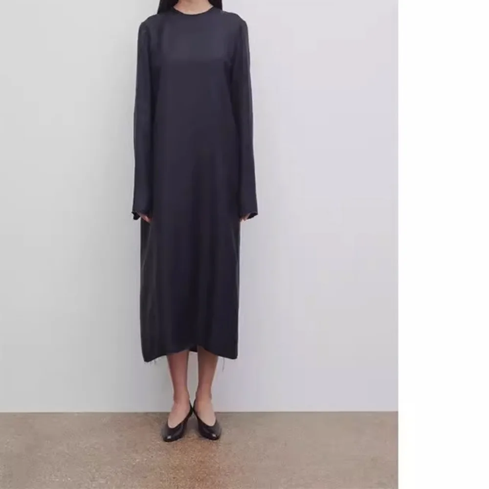 

Новое длинное платье 23 ранней осени, американское минималистичное атласное платье с потертостями и круглым вырезом, платье с длинными рукавами