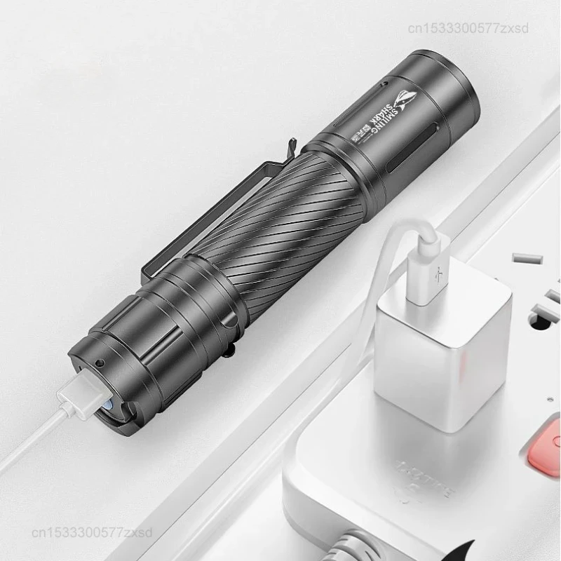 미니 손전등 강력한 조명 충전 초고휘도 장거리 가정용 야외용 미니 휴대용 비상등 USB 충전 LED 램프