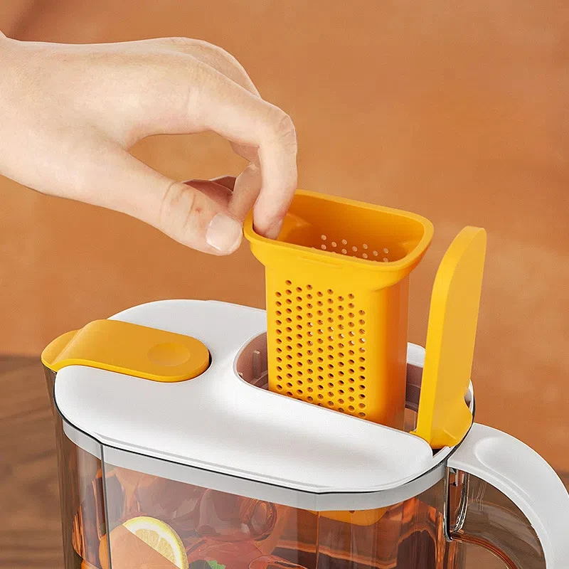 Water Pitcher Jug Beverage Pitchers Cold Tea Containers Carafe Kettle Juice Sangria Lemonade Plastic Drinks Fridge Iced Drink