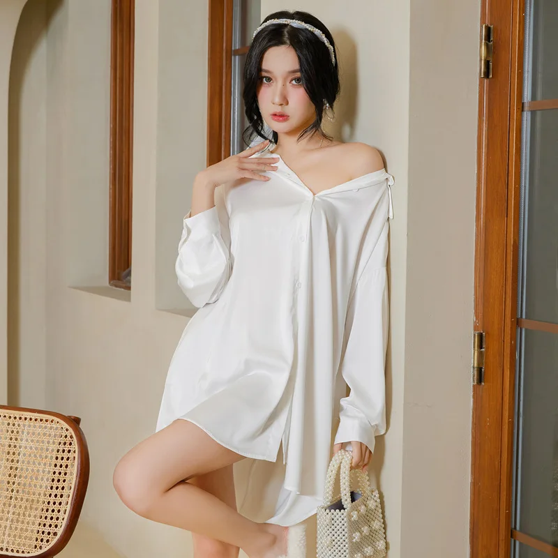 

Женская летняя ночная рубашка с бантом