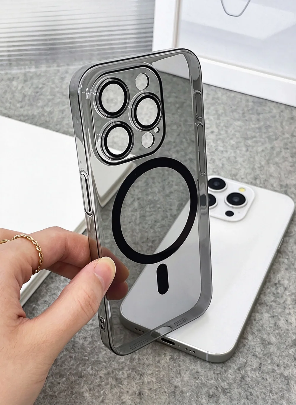 Ultra-Thin HD Clear Magnetic Wireless Charging Case - Slim Hard Plastic Cover