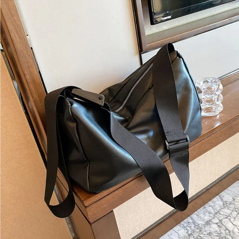 

Casual shoulder bag pu leather crossbody Large Capacity Soft Women Tote Bag Fashion Underarm Pouch Retro Portable BucketBags