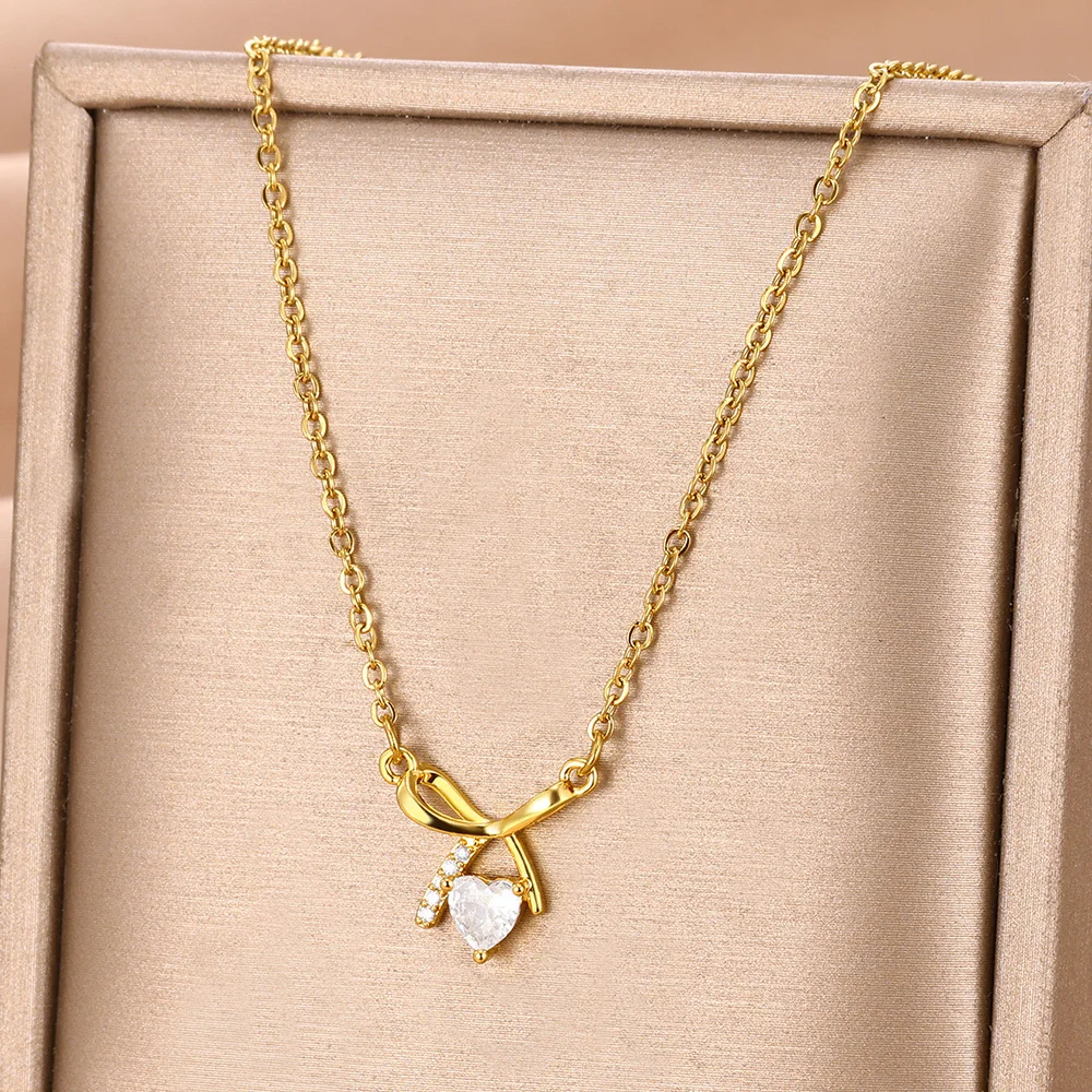 Bow Necklace Heart Zircon Necklaces For Women Y2k Jewelry Shining Pendant Clavicle Chain Hot Selling Party Clothes Decoration