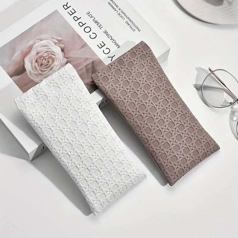 Portable Squeeze Mirror Box - Leather Soft Sunglasses Box - Easy To Use Bag for Convenient and Practical Outdoor Storage