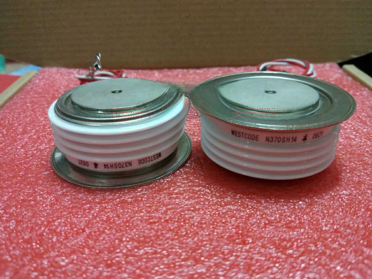 

The inquiry for thyristor Westcode N370SH14 shall prevail