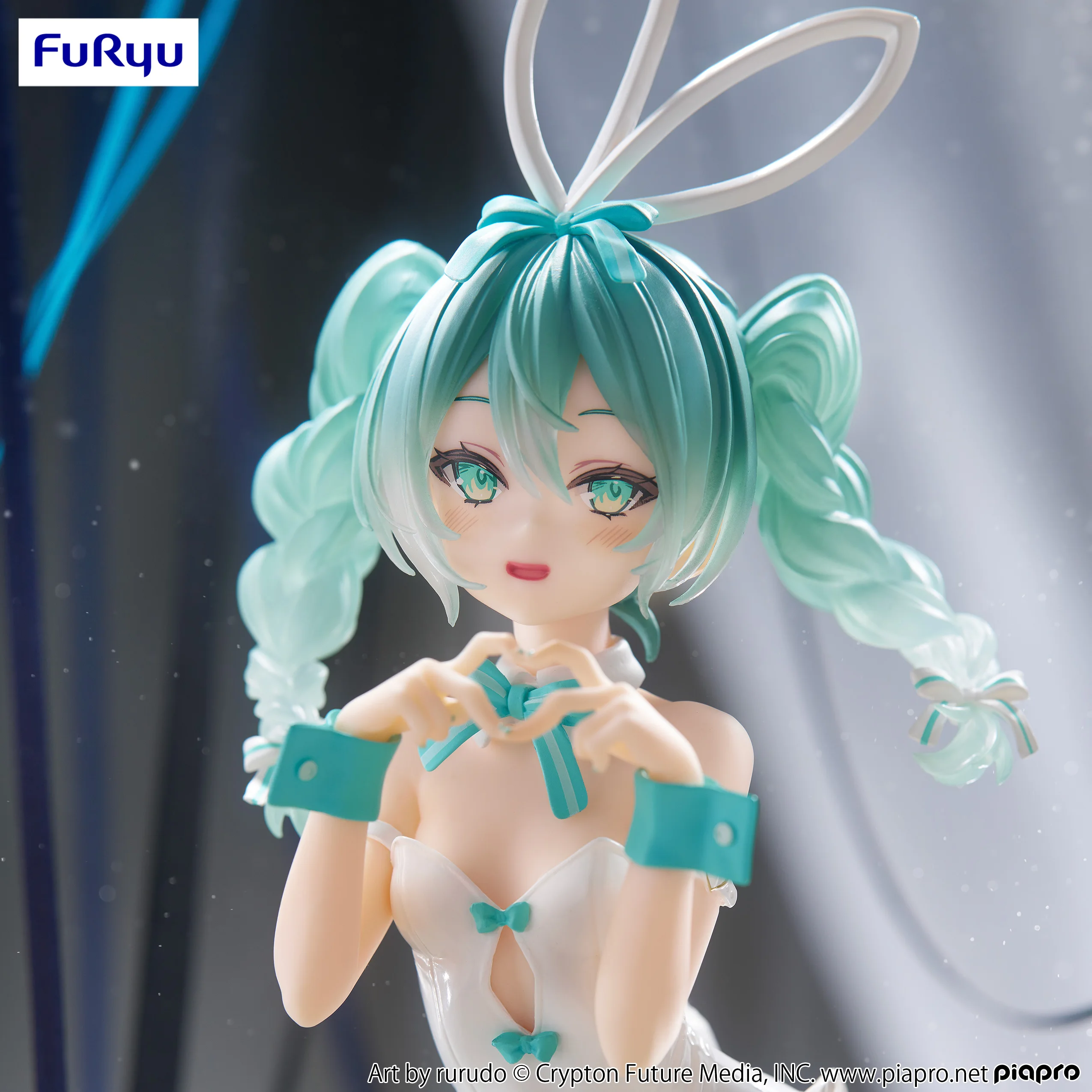 Furyu Hatsune Miku BiCute Bunnies Anime Figure rurudo White