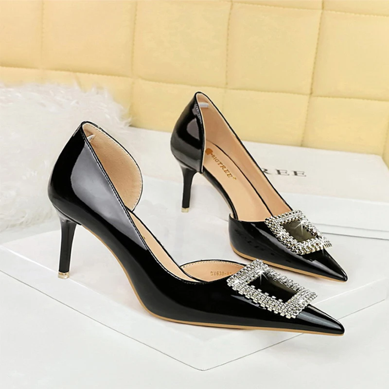 

Официальный магазин, женская обувь 2024, новые модные туфли на высоком каблуке, повседневные банкетные туфли из лакированной кожи, женские тонкие туфли с квадратной пряжкой