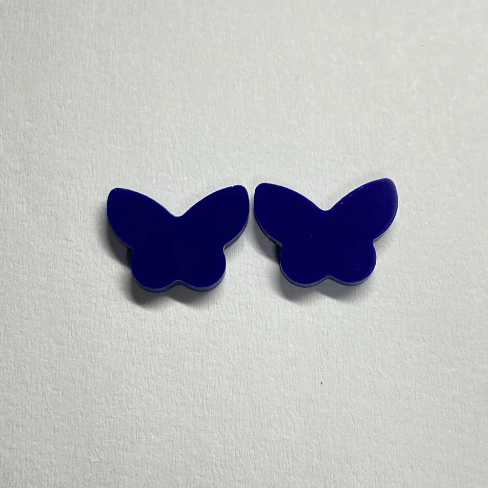 10 Pieces 9.6x13.2x2.2mm Mother Of Pearl Shell White Butterfly Gemstone For Pendant