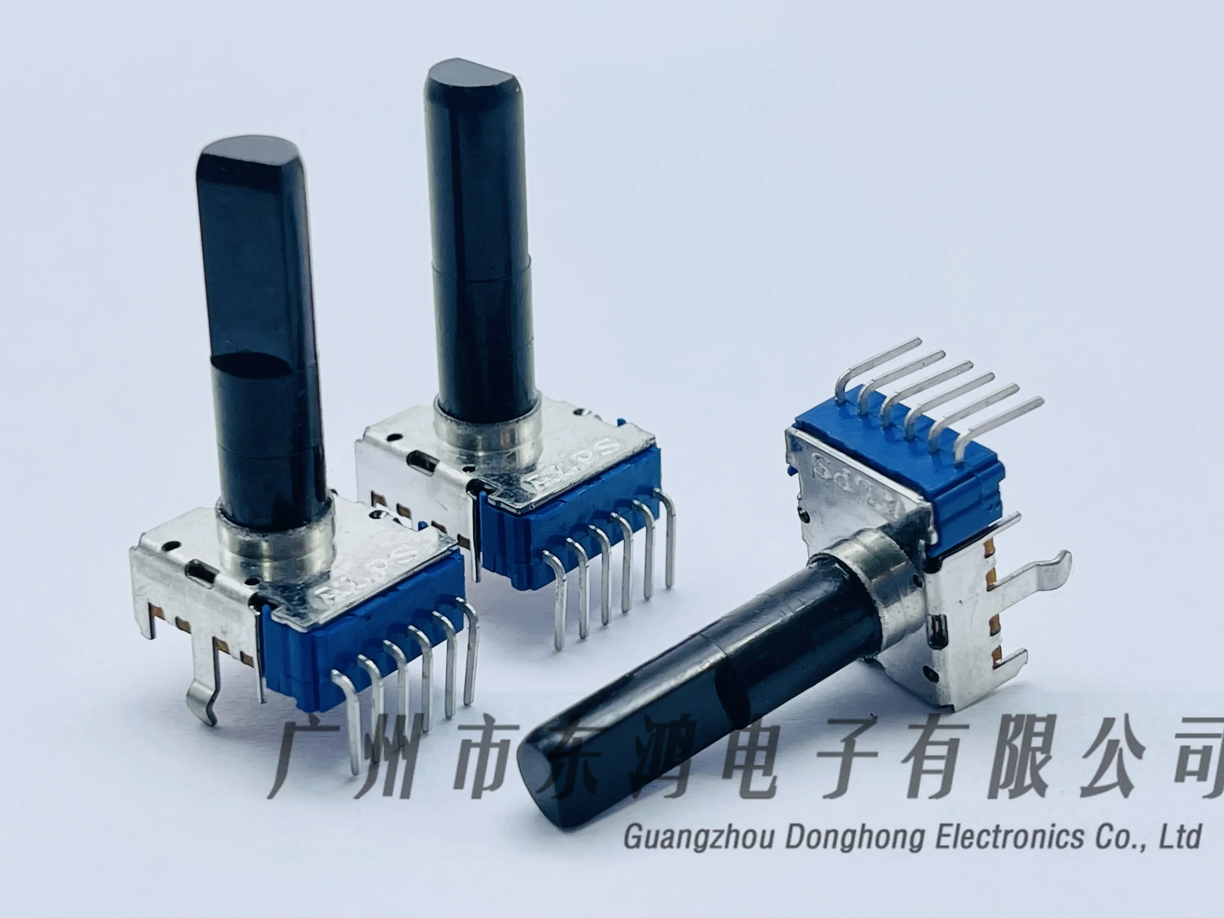 1 PCS Original Nissan ALPS RK12L potentiometer dual with a midpoint shaft length of 23MM