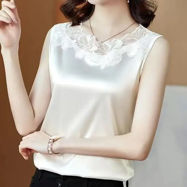 Sa68c1441a6084e9ebe11c2043833df32p Korean Silk Women Blouses Shirt Woman Satin Blouse Tops Women Satin Lace Embroidery Blouse Top Woman V-neck Printing Shirts Tops Mallzona