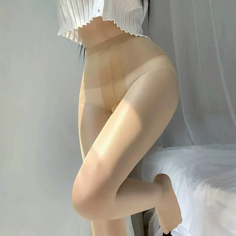 Мен еркекті жұлып аламын Жас қыздың қынапшасын дәретханада өз қолымен мастурбациялау