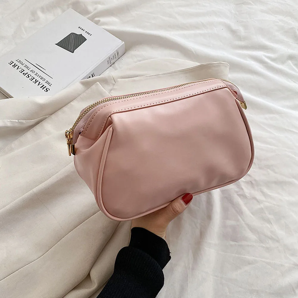 

Make Up Toiletry Bags PU Leather Retro For Girls Women