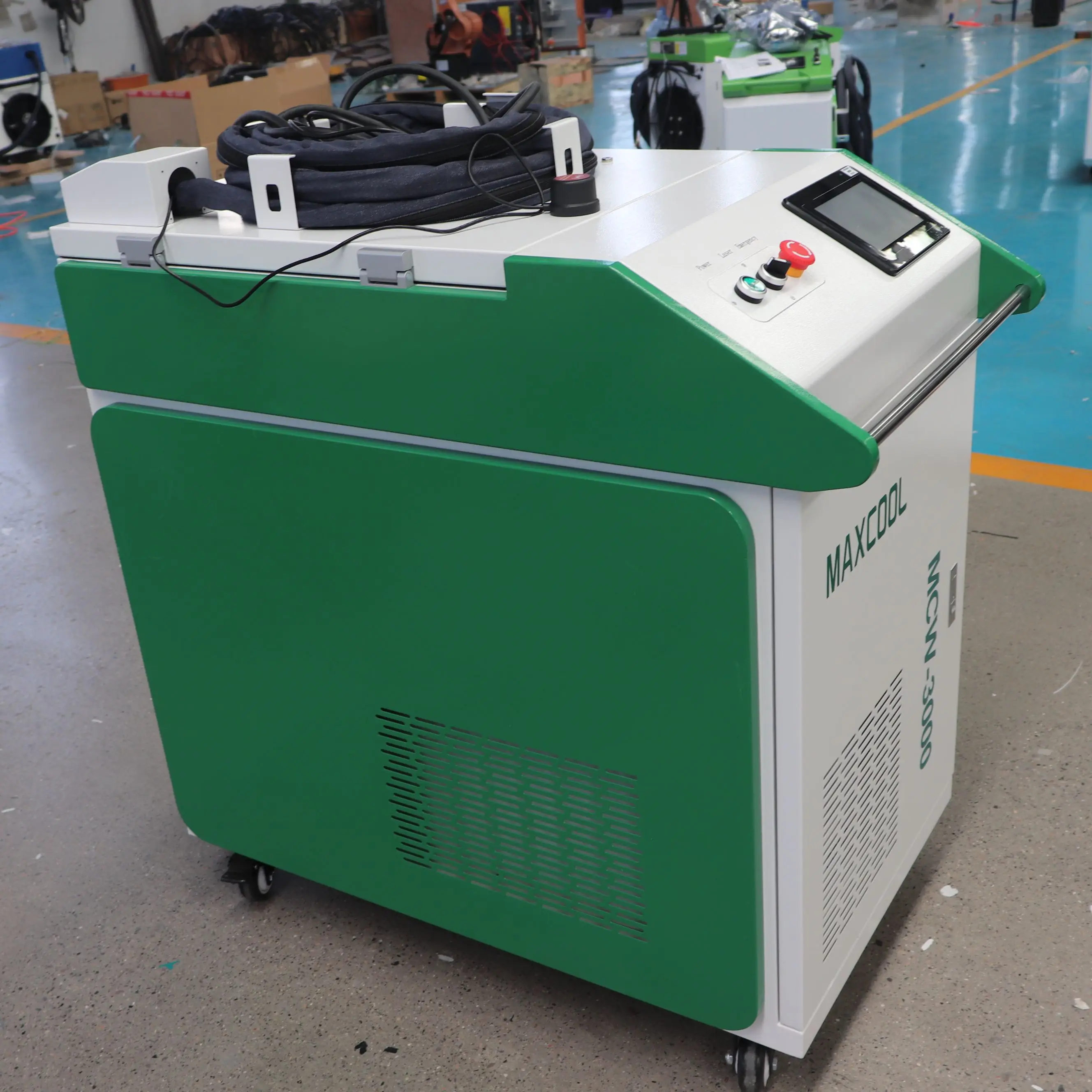 3000W 3 in 1 Paint Rust Removal Steel Metal Handheld Welding & Cutting Fiber Laser Machine