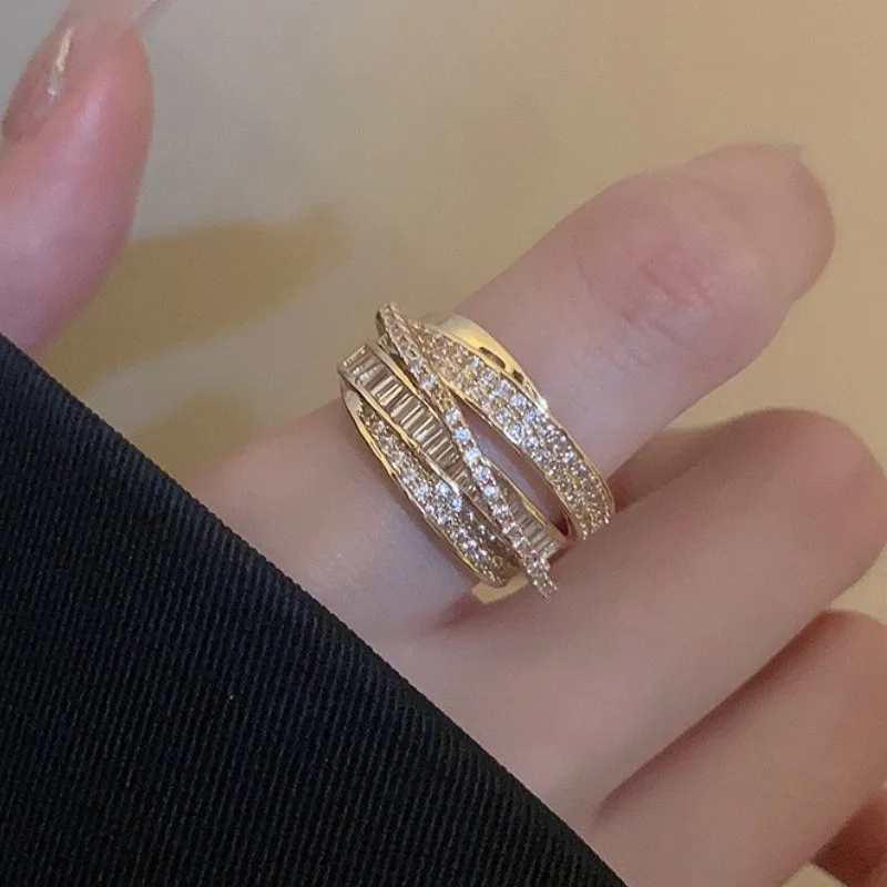 Elegant Luxury Cubic Zircon Ring for Women Fashion Minimalist Stacking Crossed Cocktail Rings Wedding Jewelry Accessories
