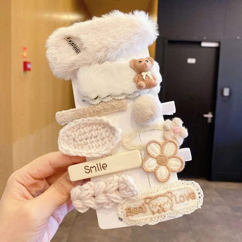 

Kids Korean Princess Kawaii Hair Clips Winter Plush Hair Pin Cute Floral Bow Barrettes for Girls Baby Headwear Hair Accessories