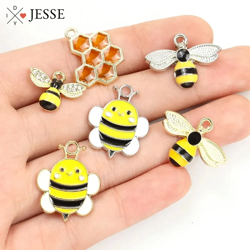

10pcs Cute Bee Honeycomb Enamel Charms Lovely Honeybee Rhinestone Metal Pendant for Jewelry Making Necklace Bracelet Accessories