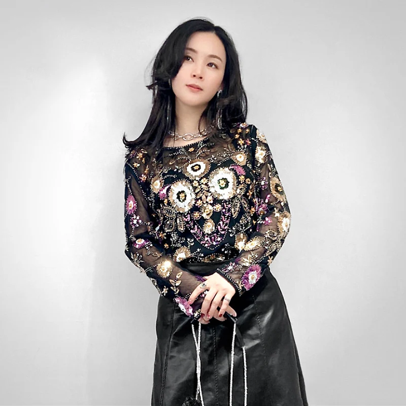 

Flower Sequined Blouse Tops Spring O-neck Long Sleeve Short Lace Blouse