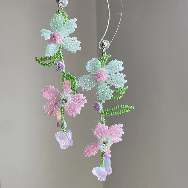 정교한 꽃 귀걸이 수제 비즈 장식 과장된 꽃 귀걸이 우아한 꽃무늬 롱 귀걸이 도매 맞춤 포장