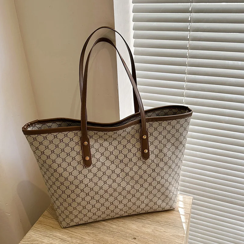 

Large Capactiy Women's Bag 2024 New Casual Personality Tote Bag Fashion Retro Single Shoulder Bag with Zipper PU Brown Khaki