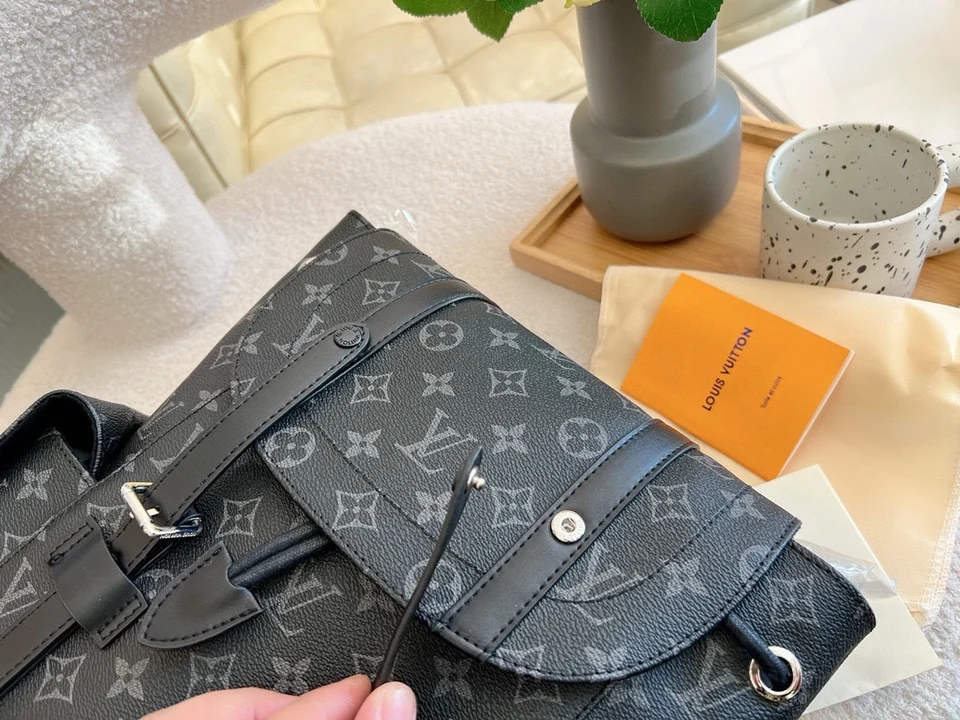 Louis Vuitton style classic luxury style, replica style 1:1 top