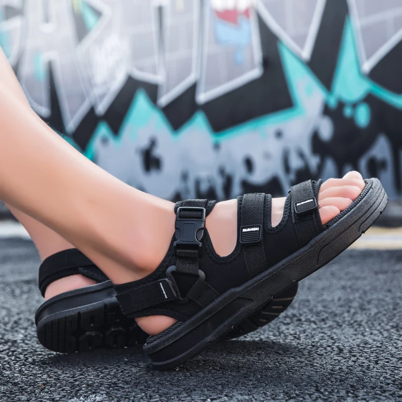Summer Men's Sandals 2024 High Quality Comfortable Beach Shoes Outdoor Lightweight Non-Slip Breathable Men's Roman Shoes