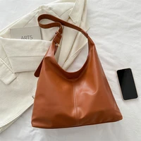 Trendy Casual Soft PU Women's Handbags Solid Color Large Capacity Female Shoulder Bag Retro Tote Bag For Commute Shopping - Image 5