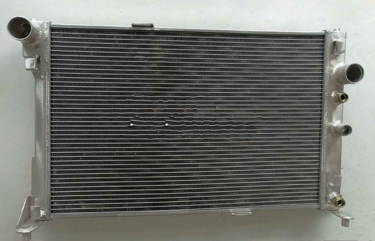 

Aluminum Radiator for Mercedes-Benz C300 C350 CLS400 CLS550 E300 E350 E400 E550 GLK250 GLK350 2010-2018 V6 V8